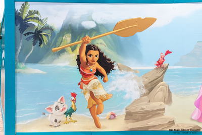 HKMSG_Hong_Kong_Disneyland_Castle_of_Magical_Dreams_New_Hoarding_4.png